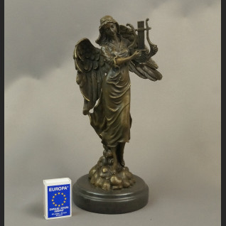 Anioł rzeźba z brązu z lirą na prezent  Anioł rzeźba z brązu z lirą na prezent