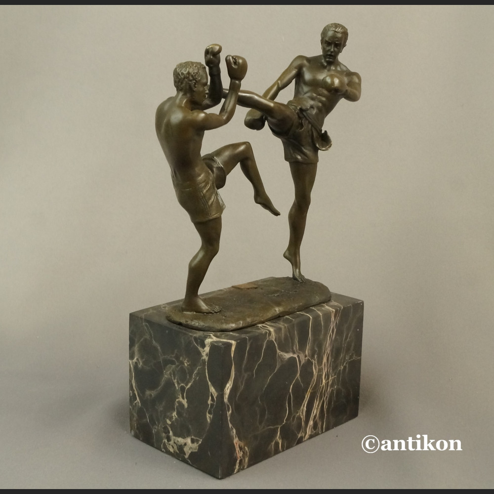 Sportowe trofeum Boxing prezent rzeźba 