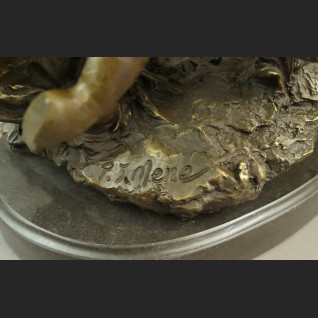 Dzikie konie rzeźba z brązu duża na prezent  Dzikie konie rzeźba z brązu duża na prezent