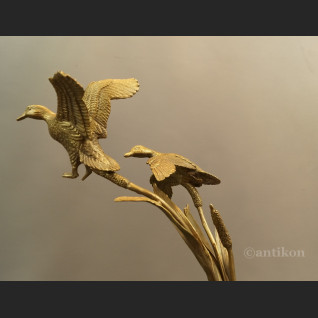 Patera zielona porcelanowa z dzikimi ptakami Patera zielona porcelanowa z dzikimi ptakami