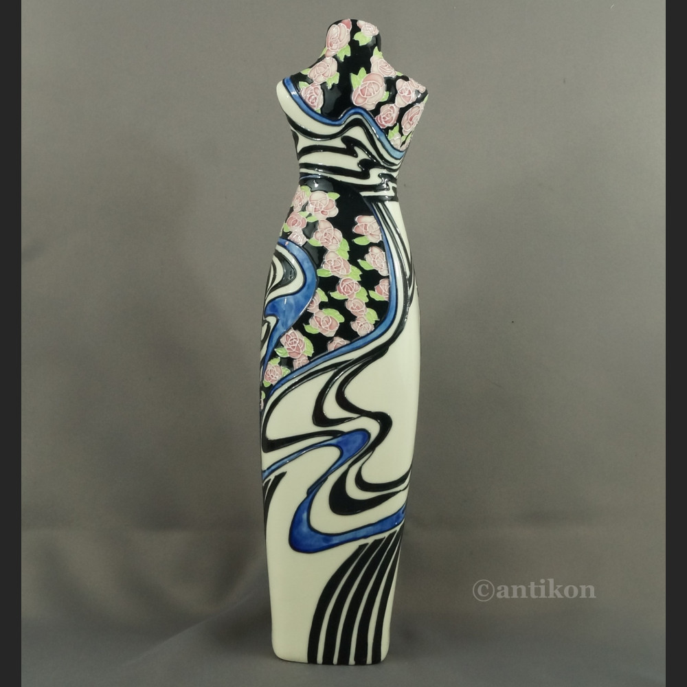 Wazon suknia z porcelany Wazon suknia z porcelany