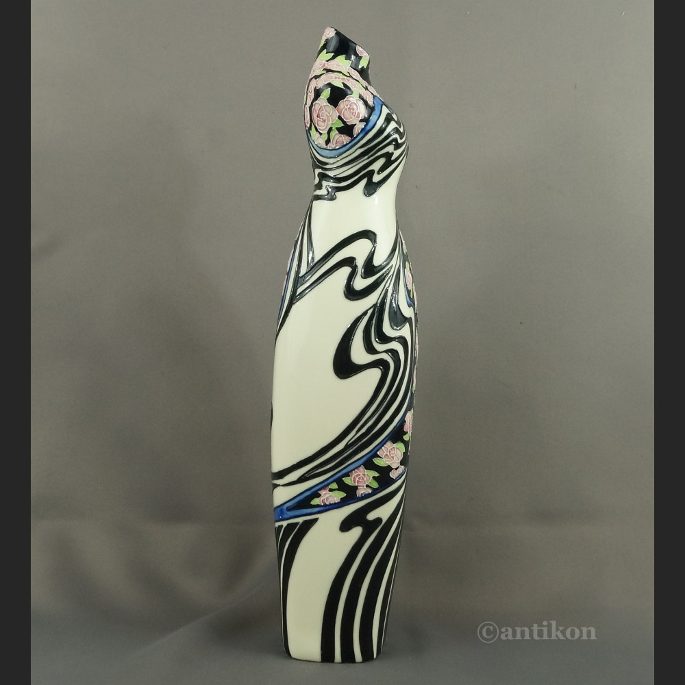 Wazon suknia z porcelany Wazon suknia z porcelany