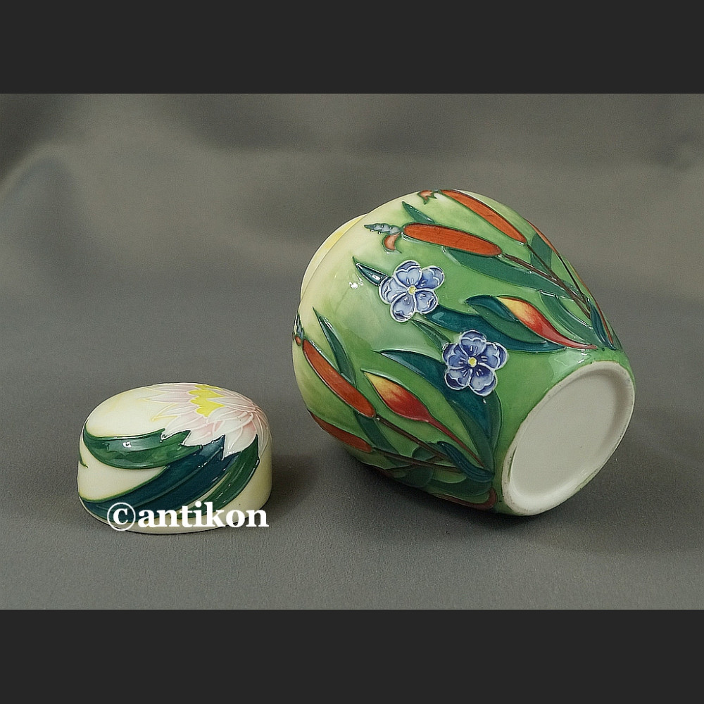 Pojemnik porcelanowy ręcznie malowany Pojemnik porcelanowy ręcznie malowany