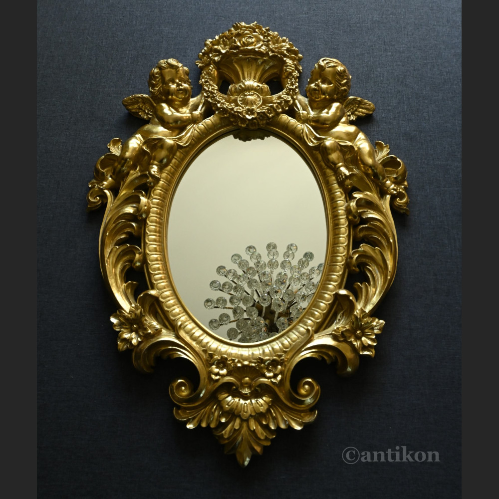 Lustro barokowe złote z amorkami 