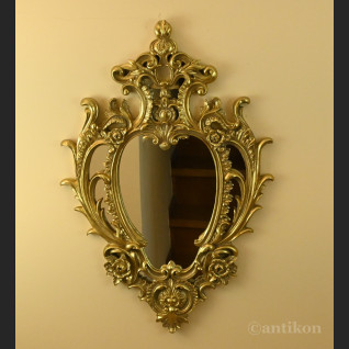 Stylowe lustro w złotej ramie  Stylowe lustro w złotej ramie