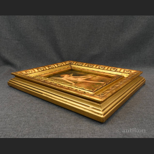 Obraz aniołek kupidyn olejny w złotej ramie Obraz aniołek kupidyn olejny w złotej ramie