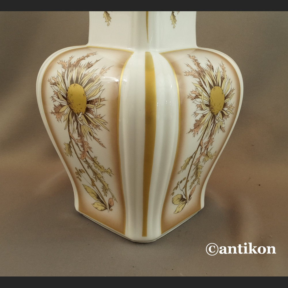 Wazon na duży bukiet kwiatów 