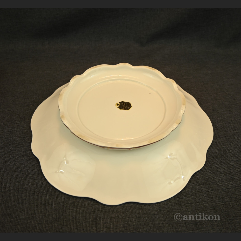 Talerze do serwowania ciasta z paterą 