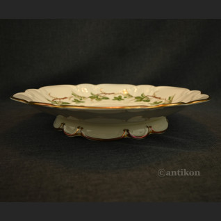 Talerze do serwowania ciasta z paterą 