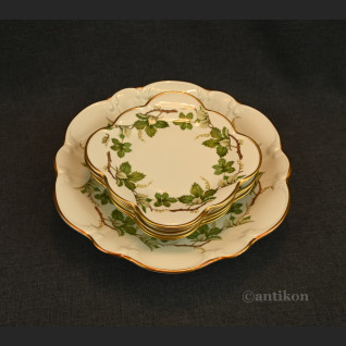 Talerze do serwowania ciasta z paterą 