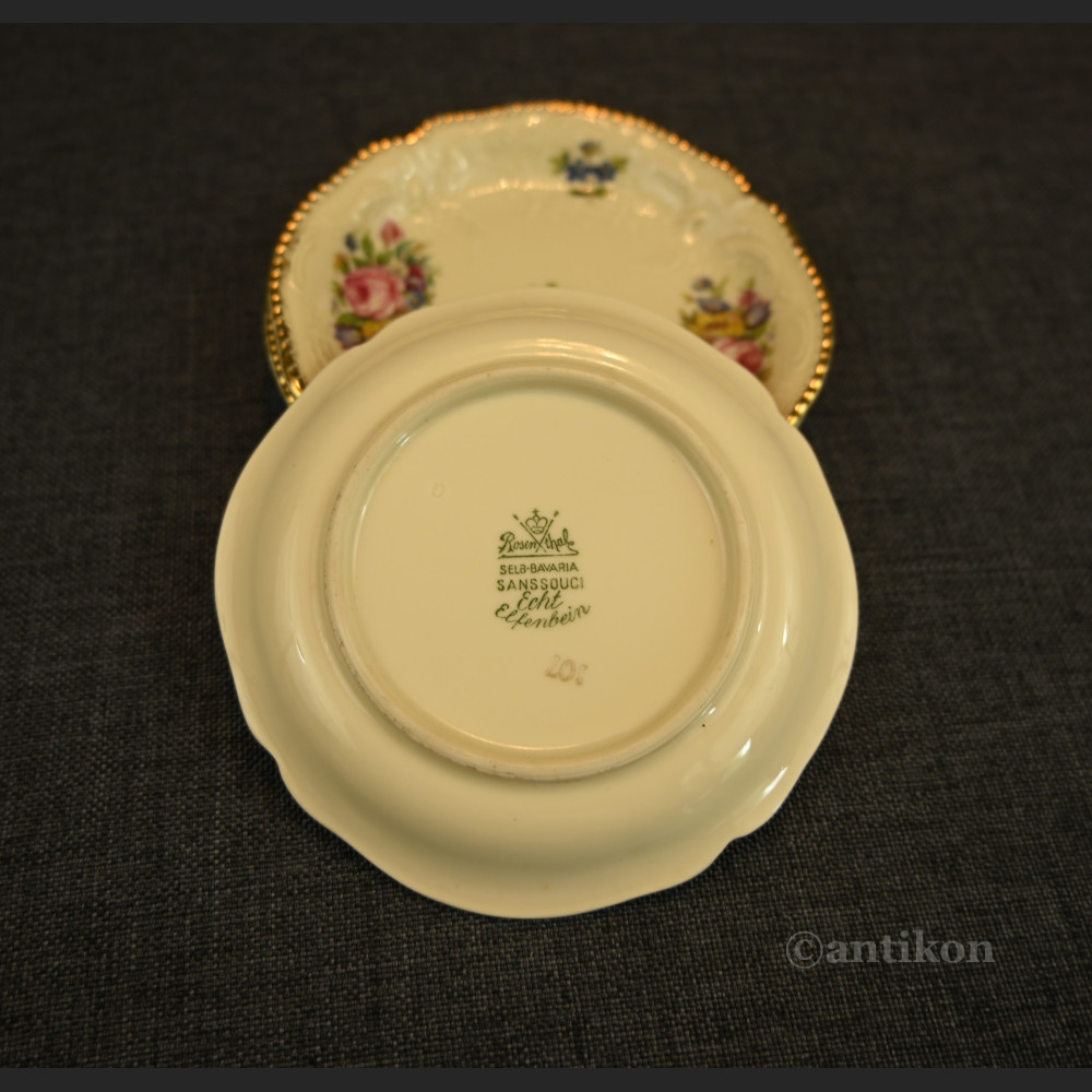 Skapki do herbaty porcelanowy zestaw talerzyków 