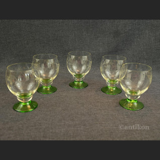 Stare kieliszki do brandy zielone 