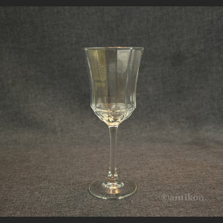 Stare kieliszki do wina 8 szt Stare kieliszki do wina 8 szt