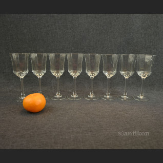 Stare kieliszki do wina 8 szt Stare kieliszki do wina 8 szt