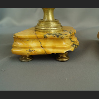 Zegar kominkowy marmur z wazami 