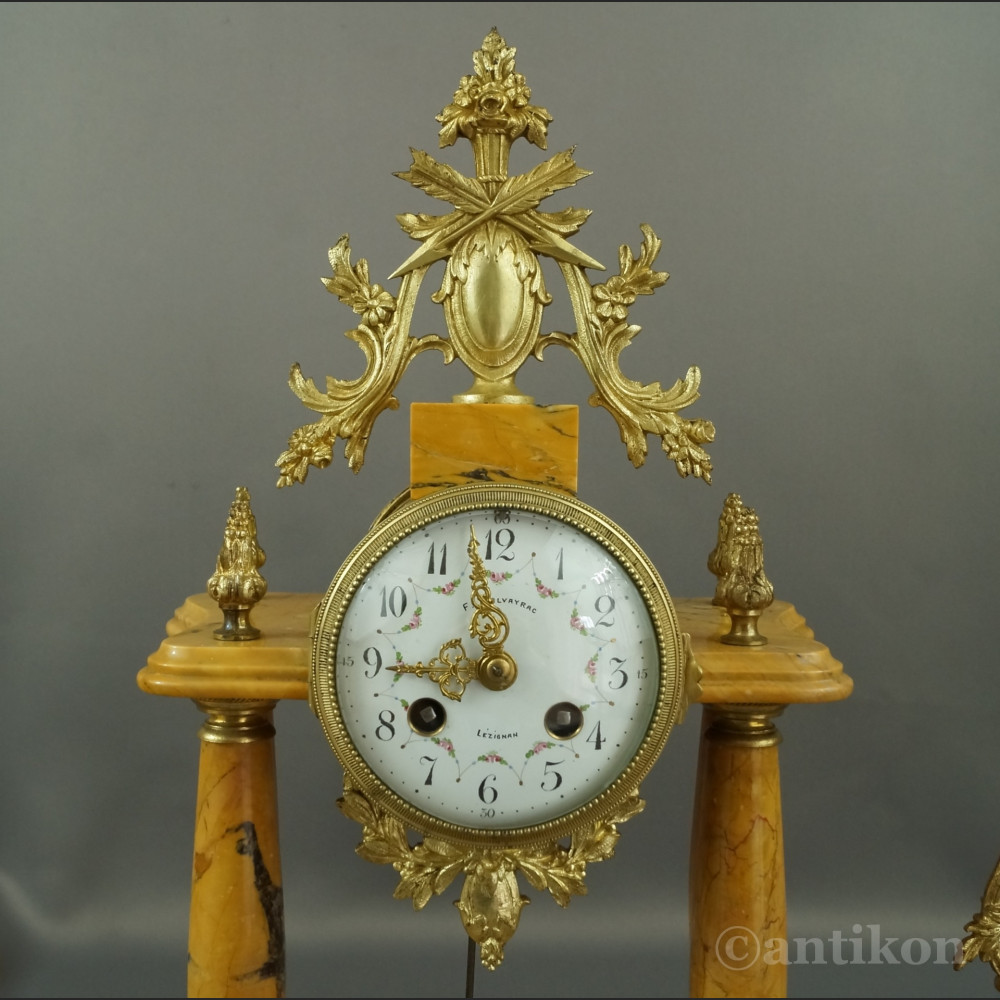 Zegar kominkowy marmur z wazami 