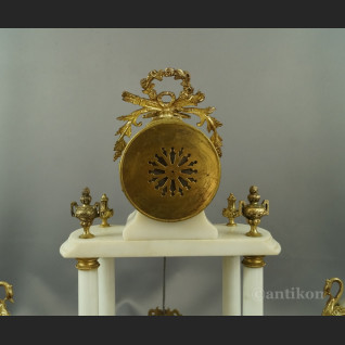 Zegar kominkowy z wahadłem biały Zegar kominkowy z wahadłem biały