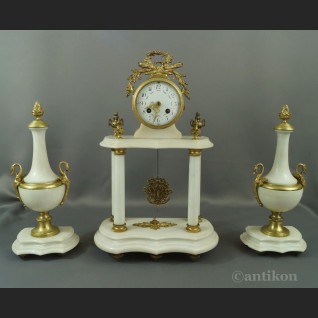 Zegar kominkowy z wahadłem biały Zegar kominkowy z wahadłem biały