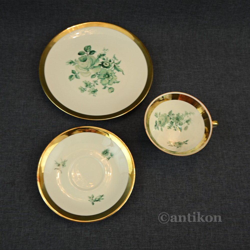 Przedwojenna filiżanka trio 