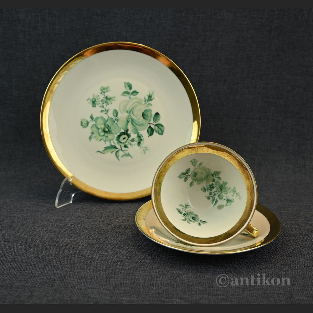 Przedwojenna filiżanka trio 