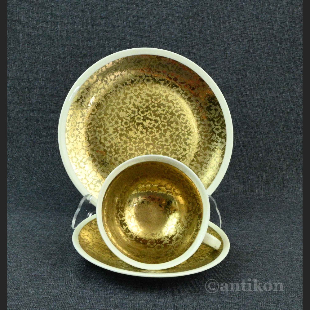 Złota filiżanka kolekcjonerska 