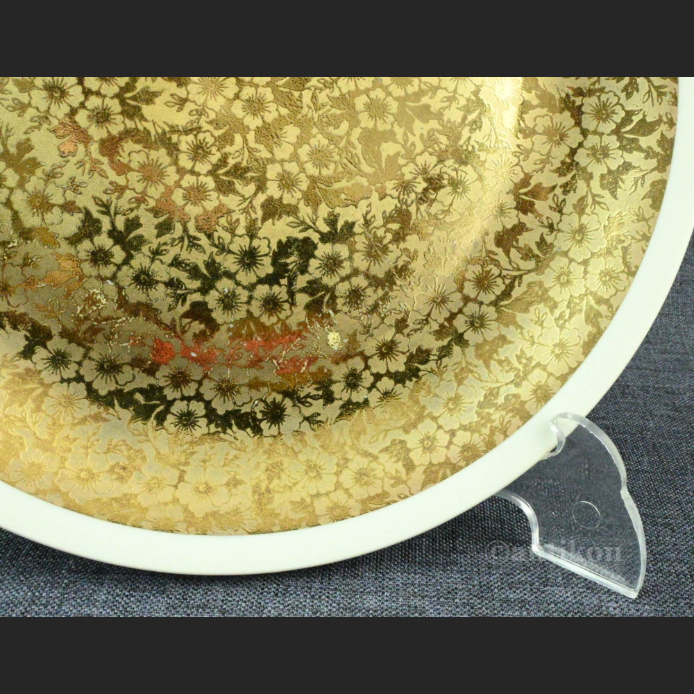 Złota filiżanka kolekcjonerska 