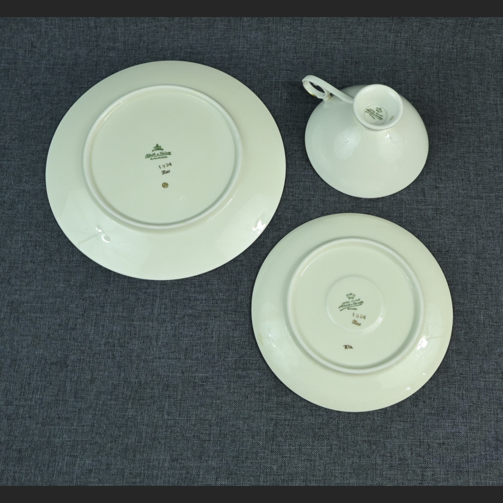 Filiżanka trio kolekcjonerska cytrynowo złota Filiżanka trio kolekcjonerska cytrynowo złota