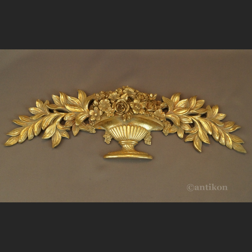 Zwieńczenie barokowe kosz obfitości dekoracja 