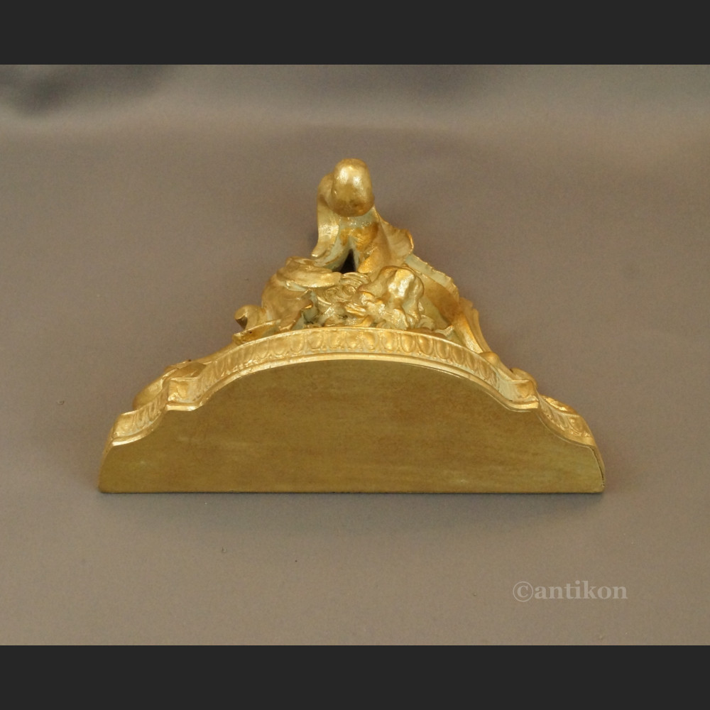 Półka konsolka w barokowym stylu z głową lwa  Półka konsolka w barokowym stylu z głową lwa