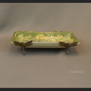 Secesyjna patera z żonkilami Secesyjna patera z żonkilami