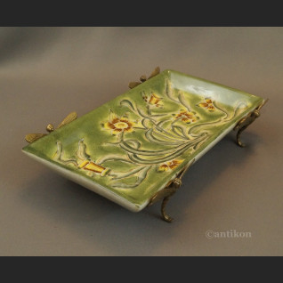 Secesyjna patera z żonkilami Secesyjna patera z żonkilami