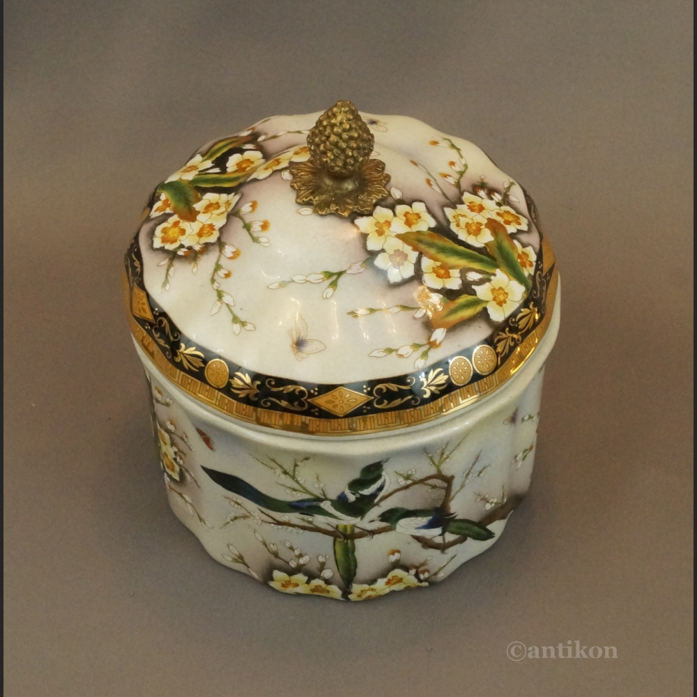 Szkatułka jaskółki duża na prezent 