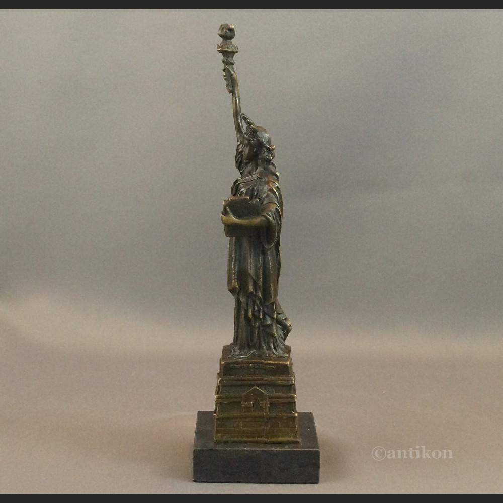 Rzeźba z brązu Statua Wolności figurka z brązu 