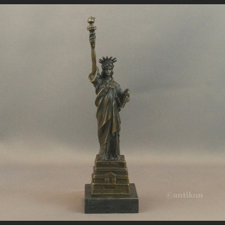 Rzeźba z brązu Statua Wolności figurka z brązu 