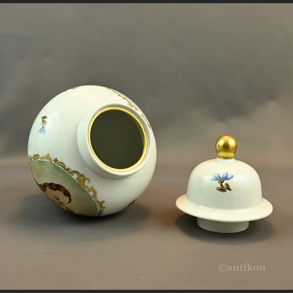 Wazon z Madonną Rosenthal ręcznie malowany Wazon z Madonną Rosenthal ręcznie malowany