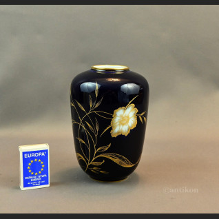 Wazon Rosenthal granatowy z kwiatami 