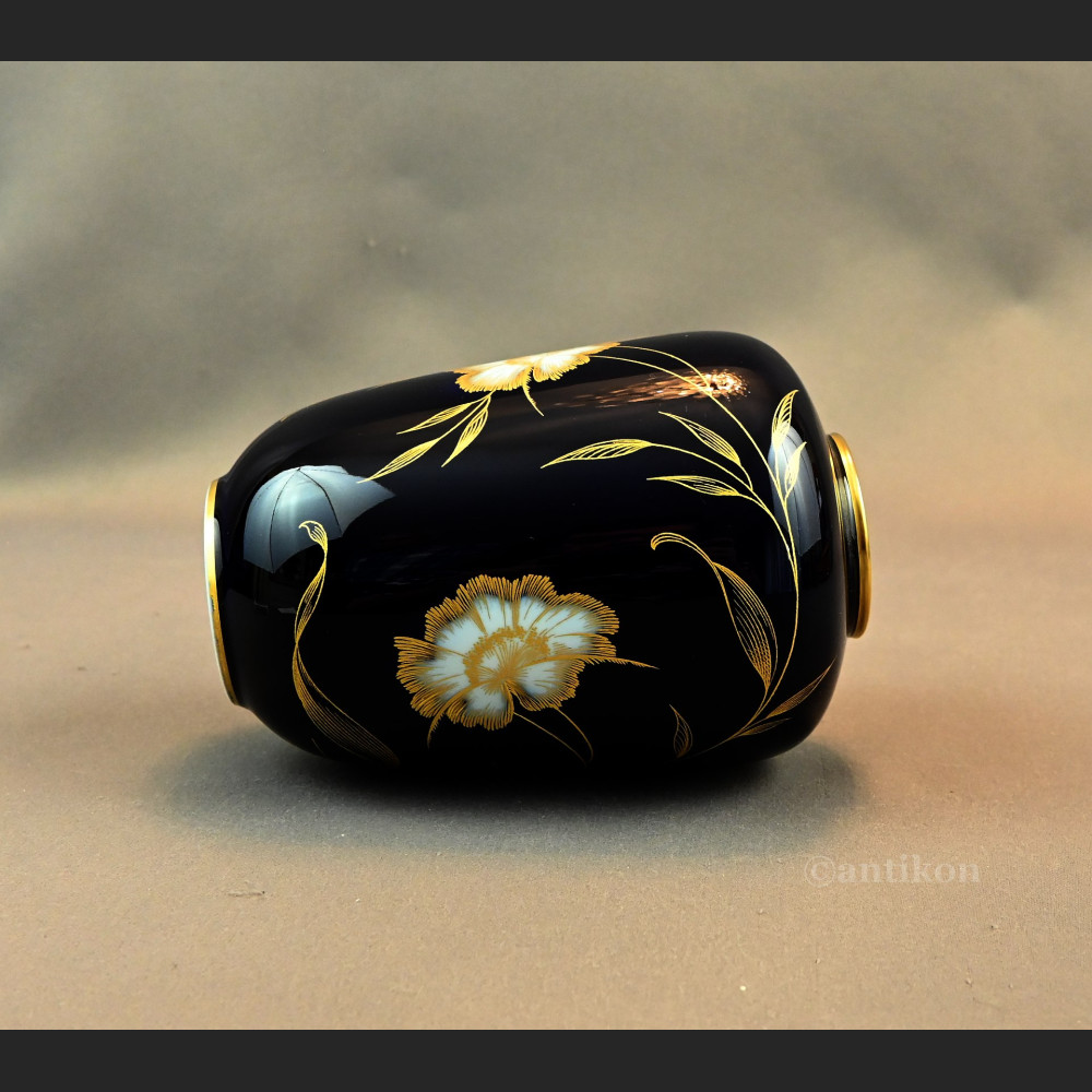 Wazon Rosenthal granatowy z kwiatami 