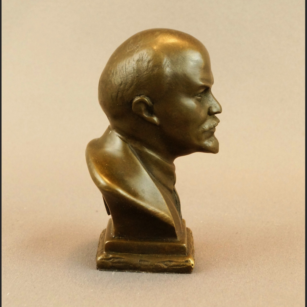 Figurka Lenina z brązu 