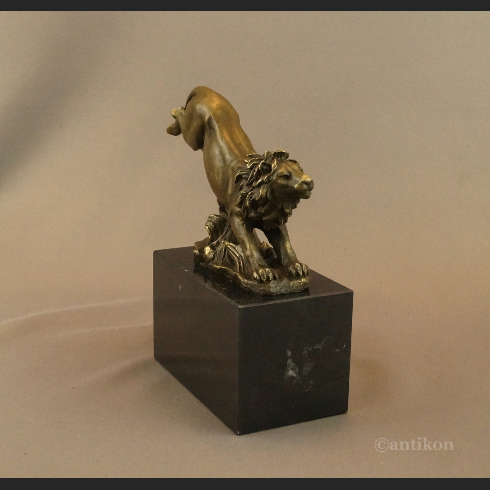 Figurka lew z brązu  Figurka lew z brązu