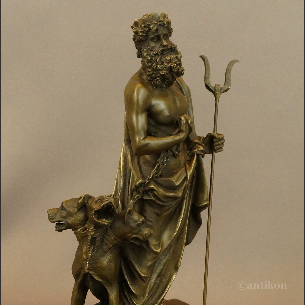 Rzeźba Hades z Cerberem figurka z brązu  Rzeźba Hades z Cerberem figurka z brązu