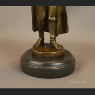 Rzeźba Napoleon figurka z brązu 