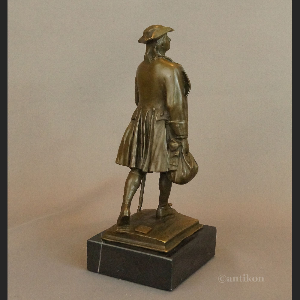 Rzeźba Wędrowiec figurka z brązu podróżnik Rzeźba Wędrowiec figurka z brązu podróżnik