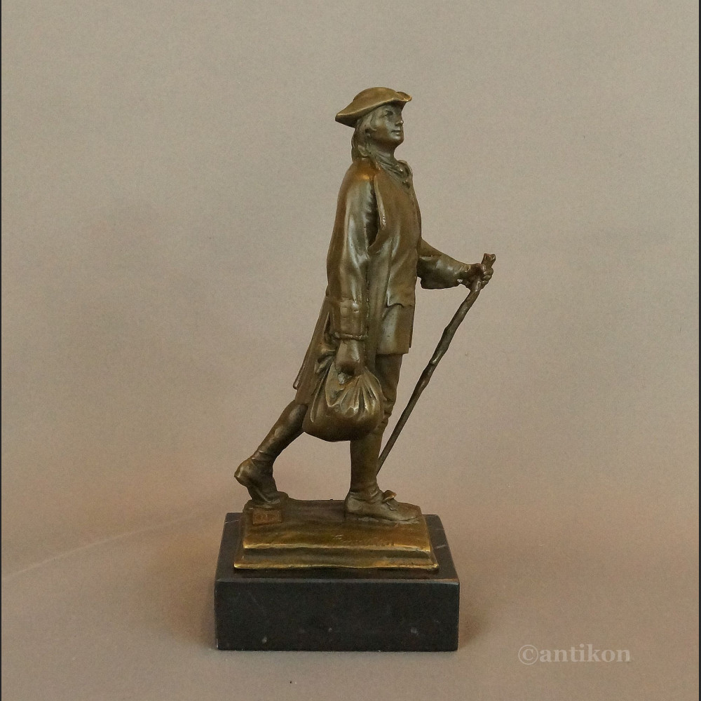 Rzeźba Wędrowiec figurka z brązu podróżnik Rzeźba Wędrowiec figurka z brązu podróżnik