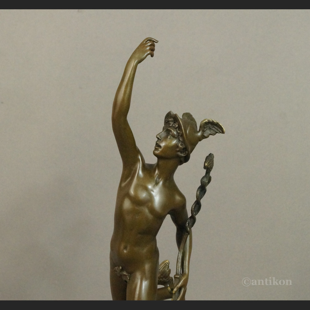 Hermes figurka na prezent z brązu  Hermes figurka na prezent z brązu