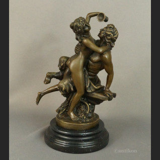 Faun i nimfa rzeźba do salonu  Faun i nimfa rzeźba do salonu