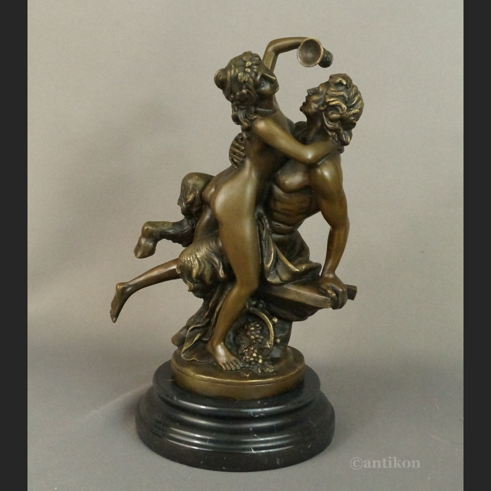 Faun i nimfa rzeźba do salonu  Faun i nimfa rzeźba do salonu