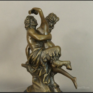 Faun i nimfa rzeźba do salonu  Faun i nimfa rzeźba do salonu