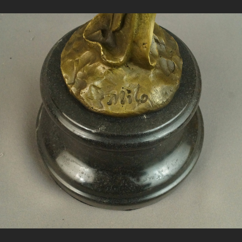 Duża tancerka z kołem rzeźba brąz 