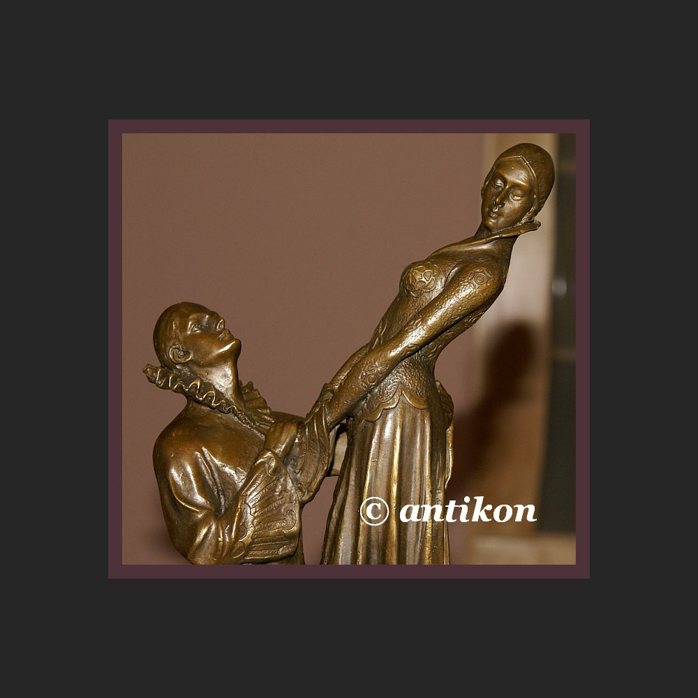 FRANCUSKA RZEŹBA Z BRĄZU ZARĘCZYNY