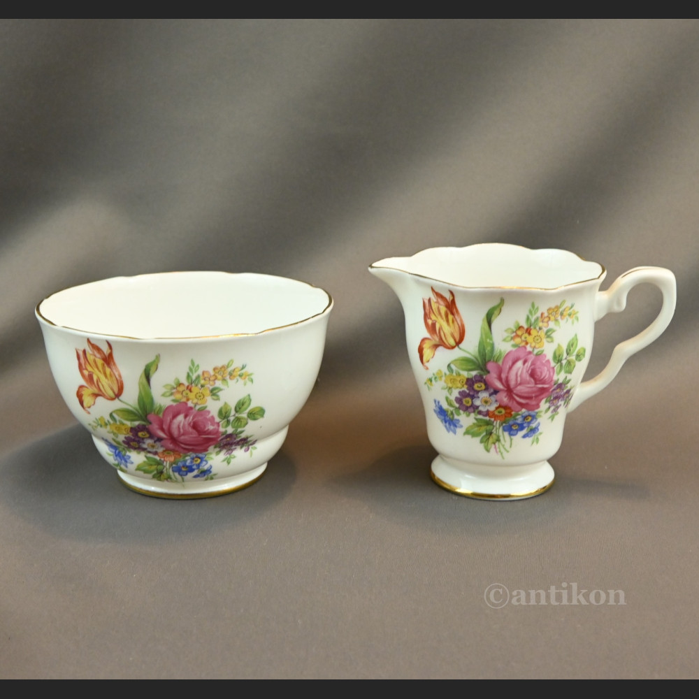 Cukierniczka i mlecznik angielska porcelana Cukierniczka i mlecznik angielska porcelana